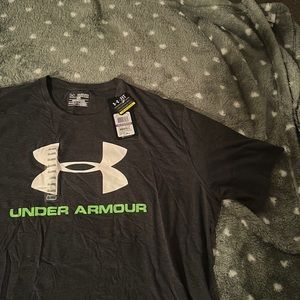 🌷2/30🌷NWT Mens Under Armour Fit T-Shirt